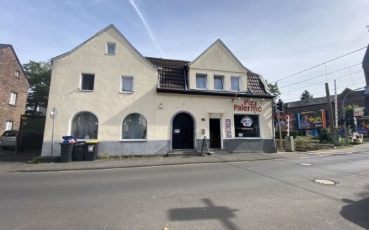 Stilvolles Haus mit sechs Zimmern + Gewerbeeinheit in Köln