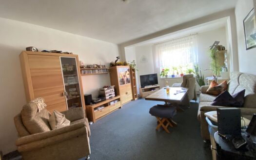 Geschmackvolle Wohnung mit drei Zimmern in Duisburg