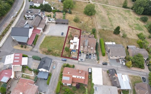 Baugrundstück mit Baugenehmigung eines Dreifamilienhauses mit Garage in Nideggen (Bei Düren)