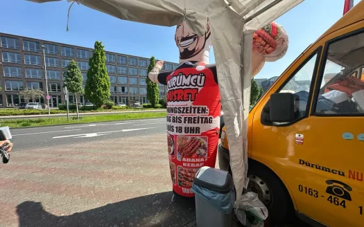 Imbisswagen in Top-Lage Köln-Ossendorf zu verkaufen – 45.000 €